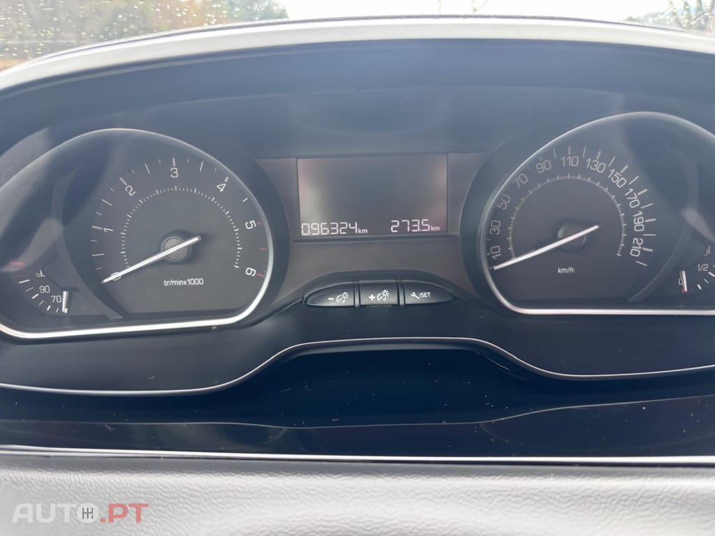 Peugeot 208 1.6 BlueHDi Allure