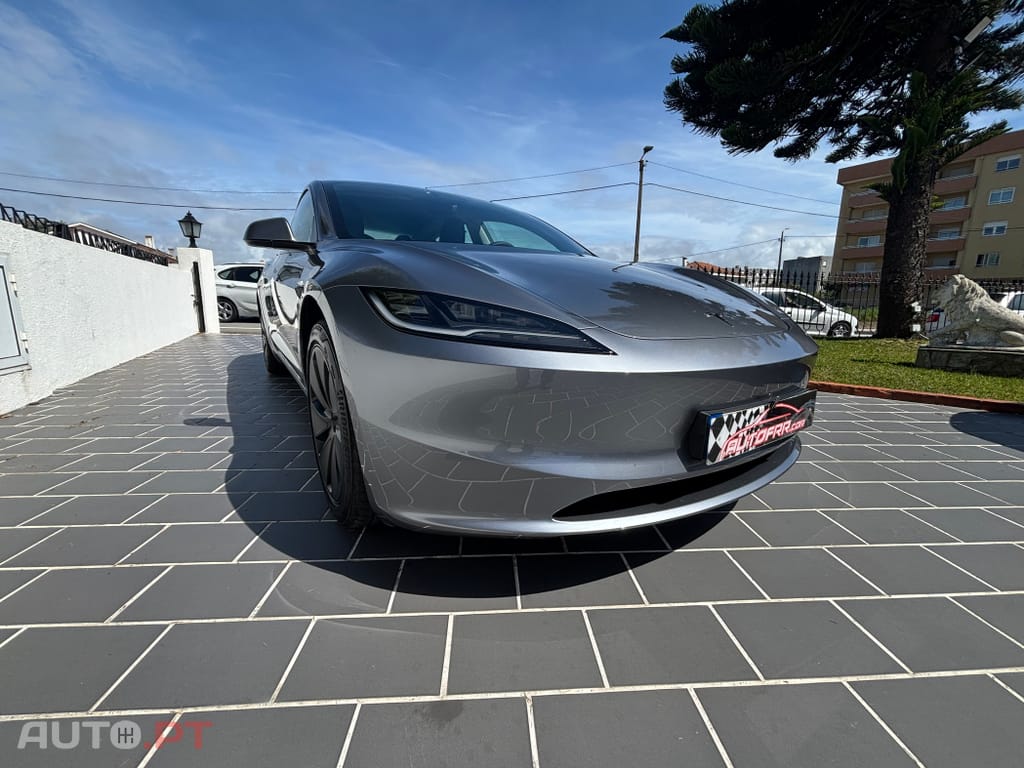 Tesla Model 3 Tração Traseira Premium