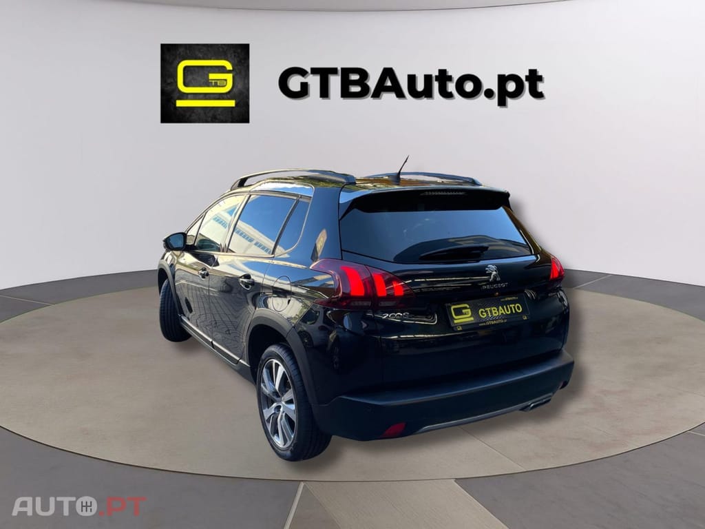 Peugeot 2008 1.2 e-THP GT Line