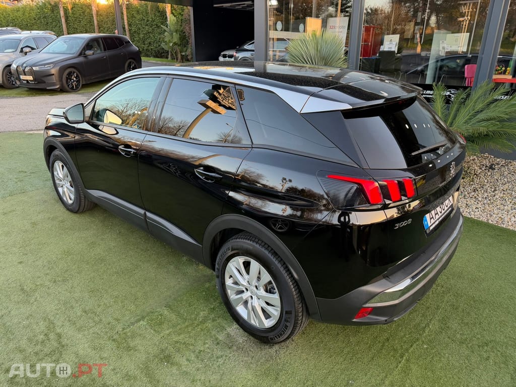 Peugeot 3008 1.5 BlueHDi Active