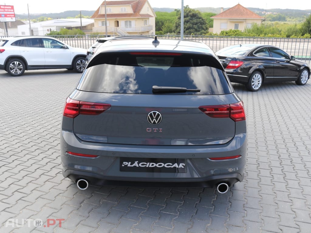 Volkswagen Golf 2.0 TSi GTi DSG Performance
