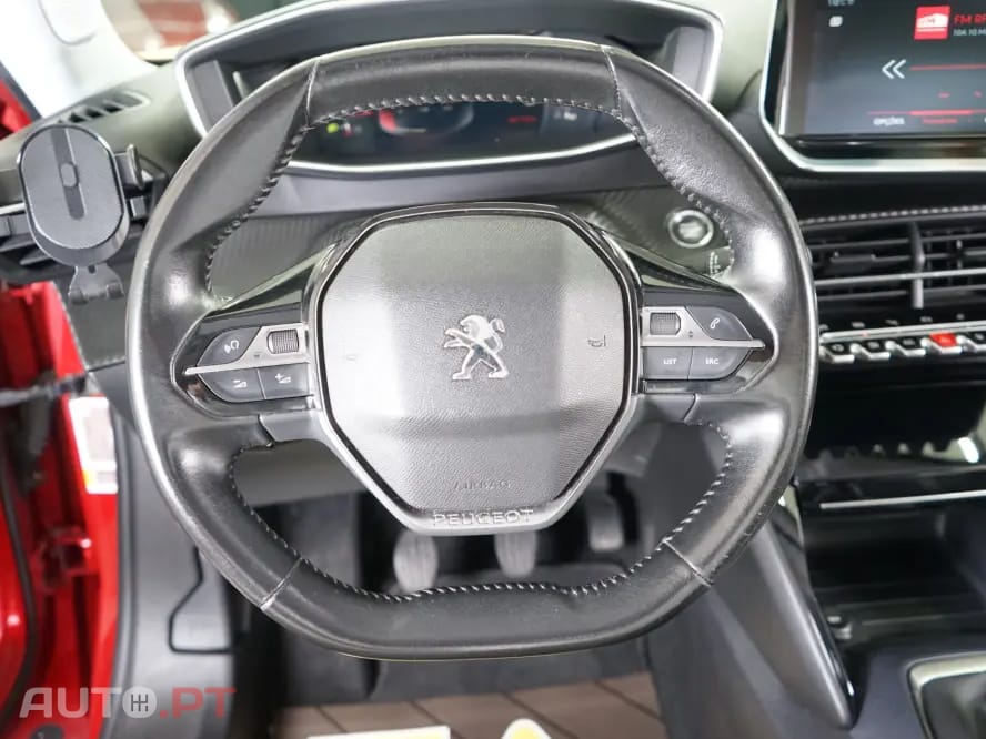 Peugeot 2008 1.2 PureTech Allure Pack