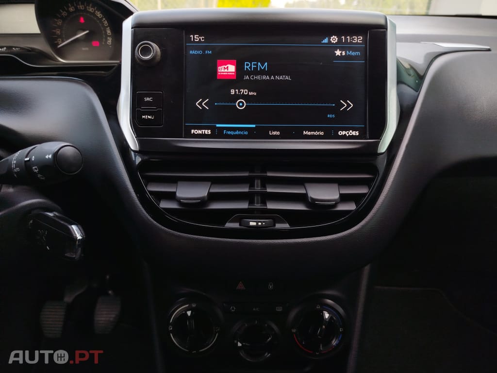 Peugeot 208 1.5 BlueHDi Signature