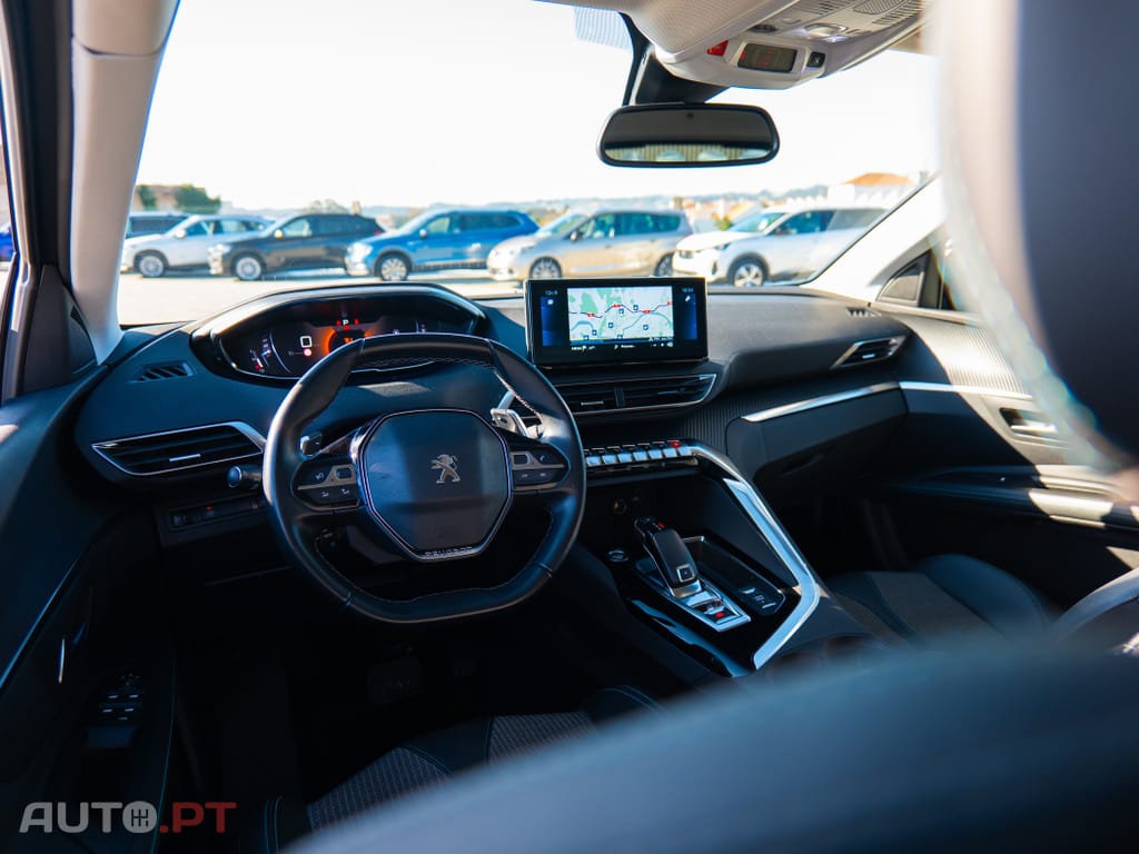 Peugeot 3008 1.2 PureTech Allure Pack EAT8