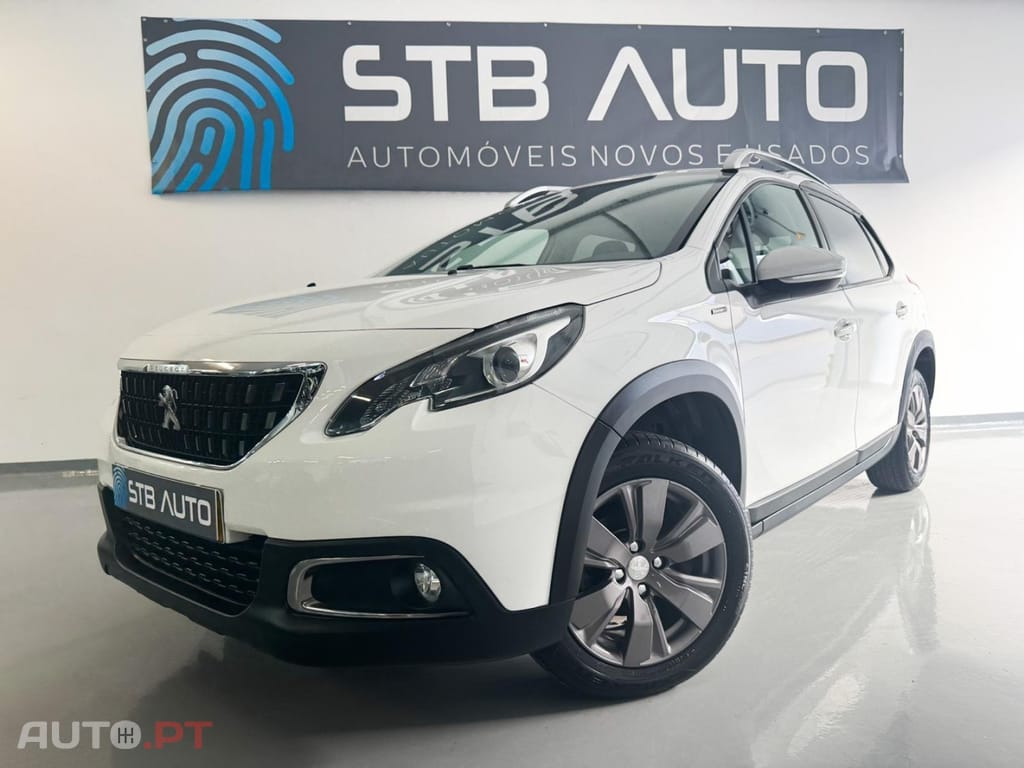 Peugeot 2008 1.2 PureTech Signature