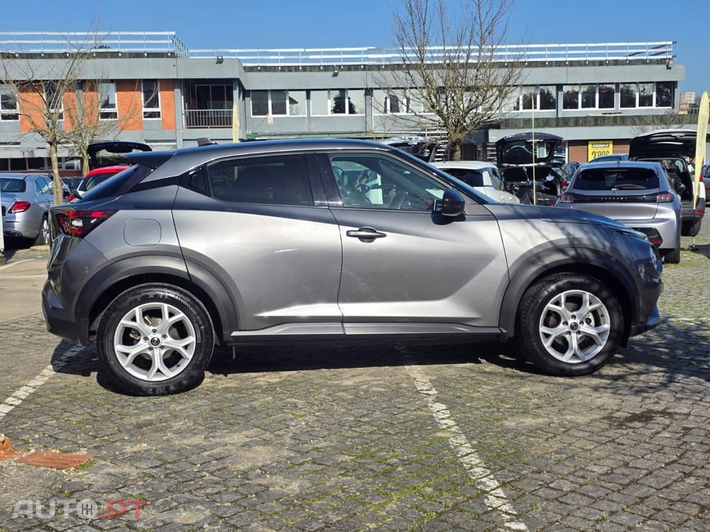 Nissan Juke 1.0 DIG-T DCT N-Connecta