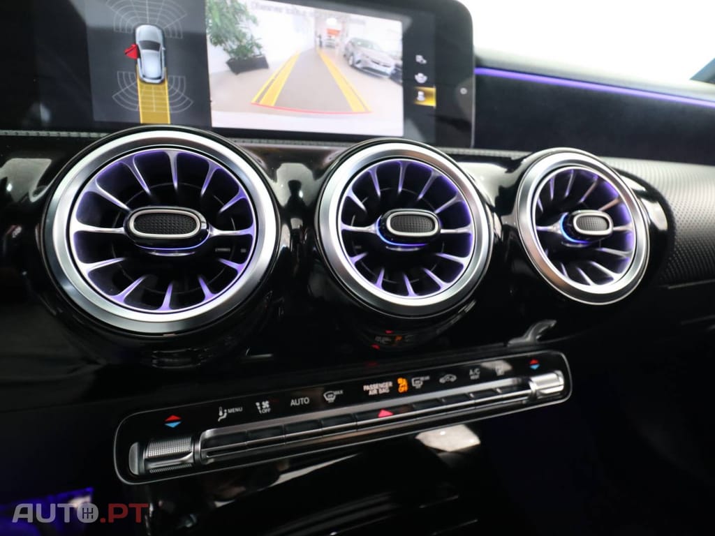 Mercedes-Benz A 250 e 8G-DCT AMG Line
