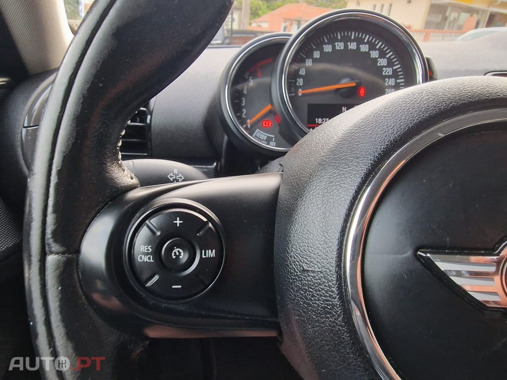MINI Clubman One D