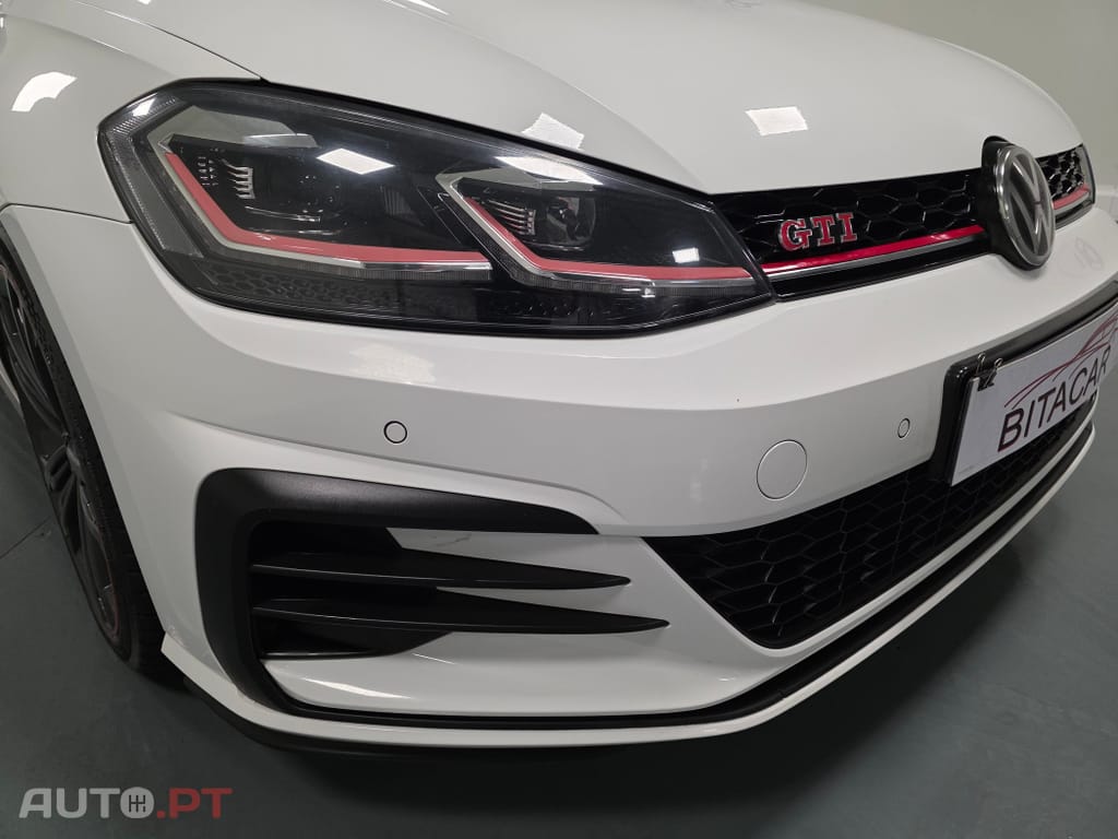 Volkswagen Golf 2.0 TSI GTI DSG Performance