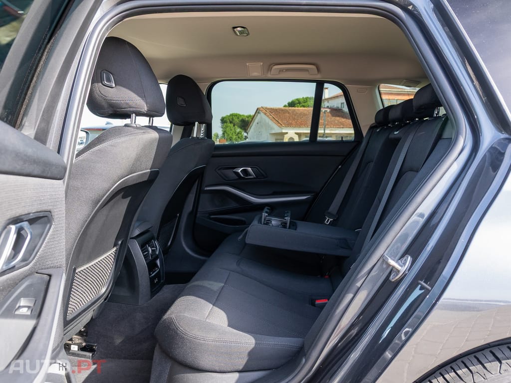 BMW 330 e Corporate Edition Auto