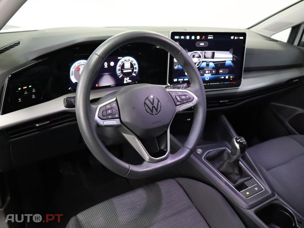 Volkswagen Golf 1.5 TSI URBAN