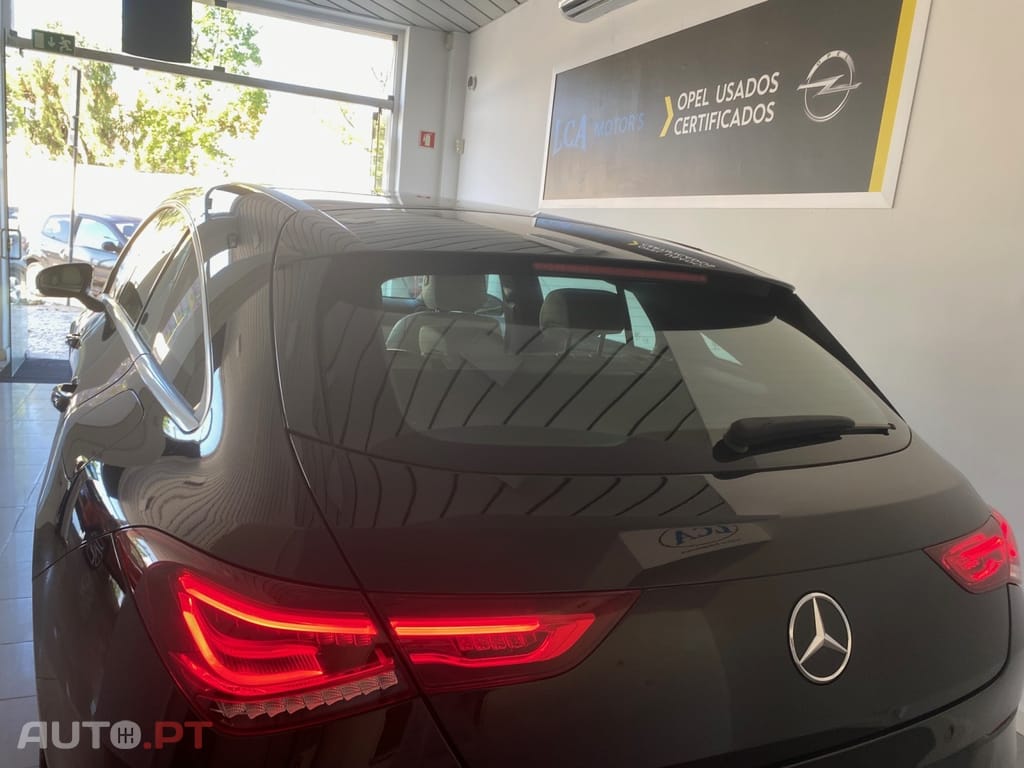 Mercedes-Benz CLA 180 CDI Shooting Brake Luxury Aut.