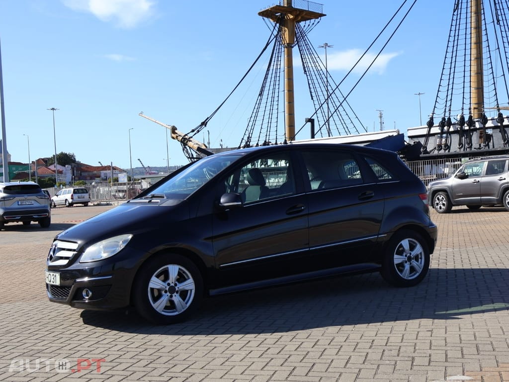Mercedes-Benz B 180 CDi — fotografia 3