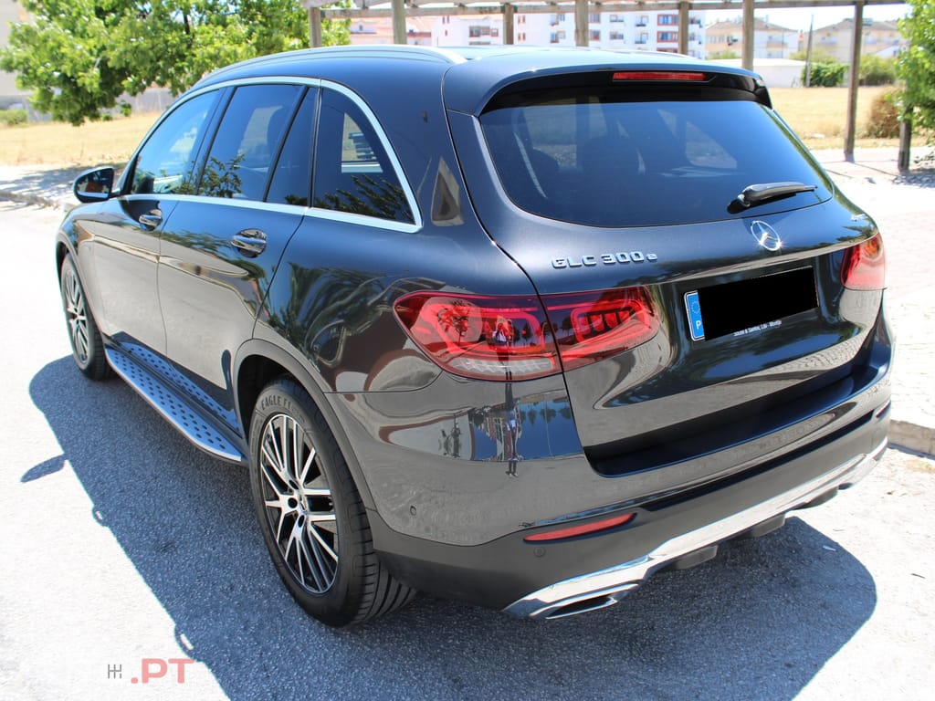 Mercedes-Benz GLC 300 e 4MATIC