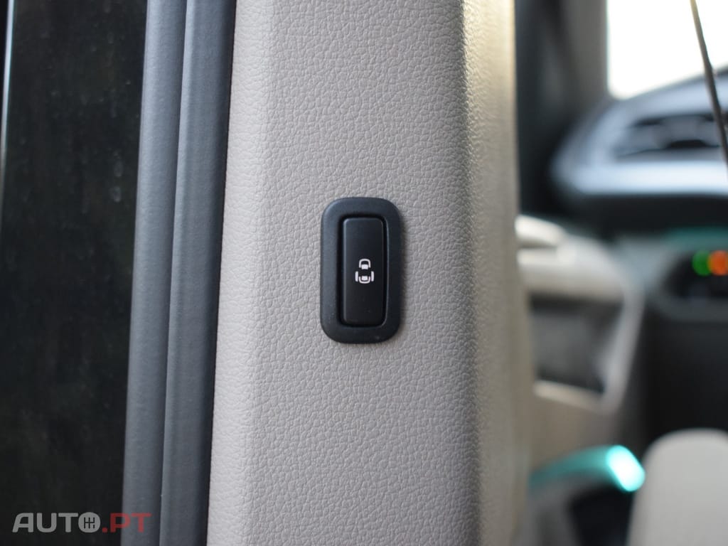 Volkswagen Multivan 2.0 TDI Style Longa DSG