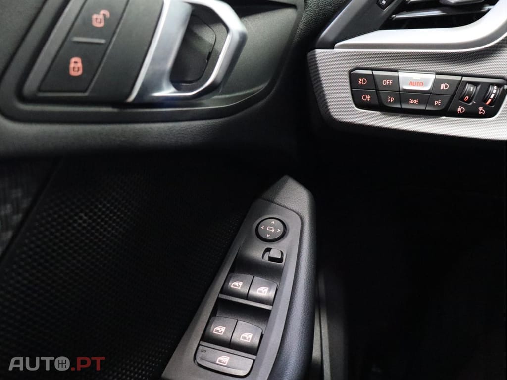 BMW 116 i  Advantage