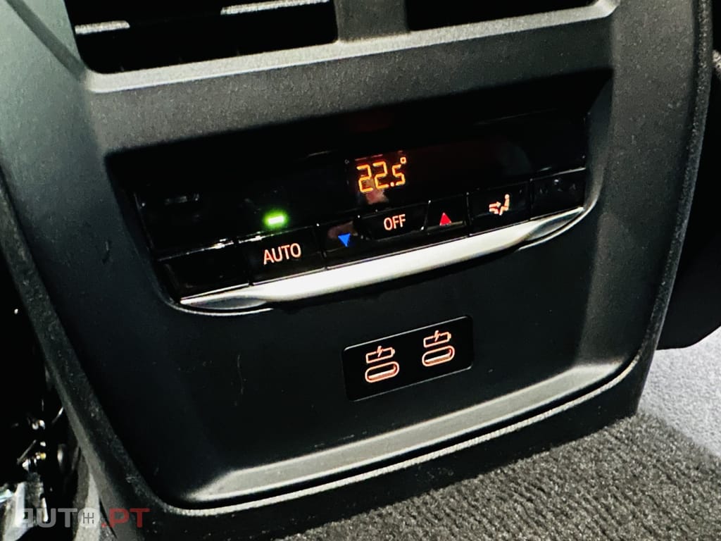 BMW 320 e Touring Corporate Edition Auto
