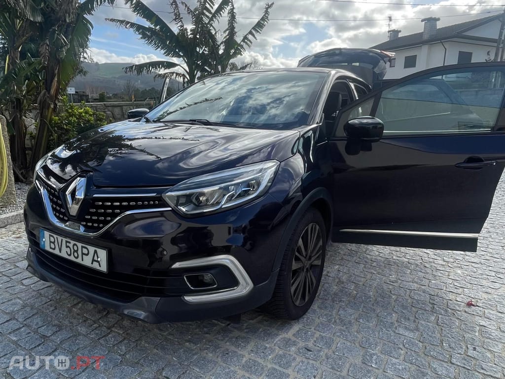 Renault Captur 1.5 dCi Energy Initial Paris