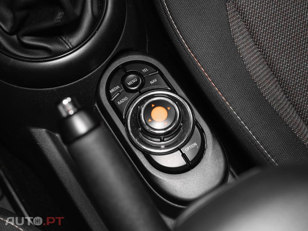 MINI Cooper Cooper D