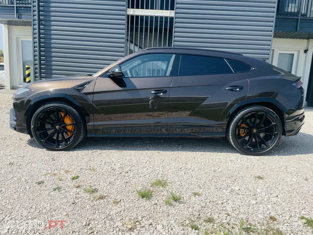 Lamborghini Urus Nightvision