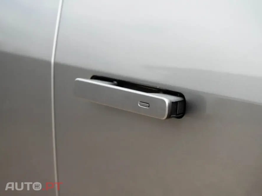 Jaguar I-Pace EV400 AWD SE