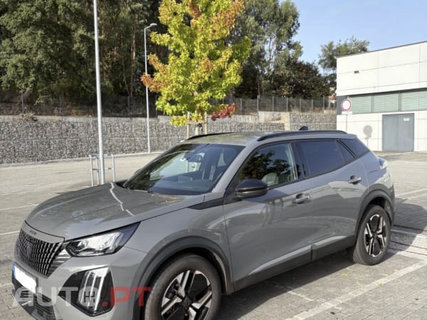 Peugeot 2008 1.2 PureTech Allure