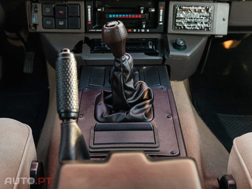 Land Rover Range Rover 3.9 EFi — fotografia 19