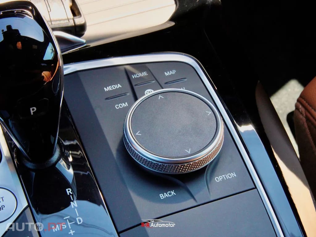 BMW X3 30 e xDrive Pack M — fotografia 25