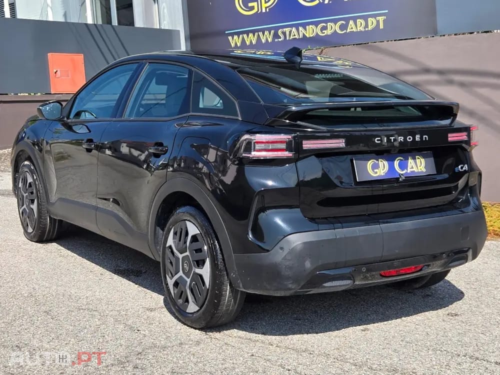 Citroën e-C4 136 PLUS — fotografia 3