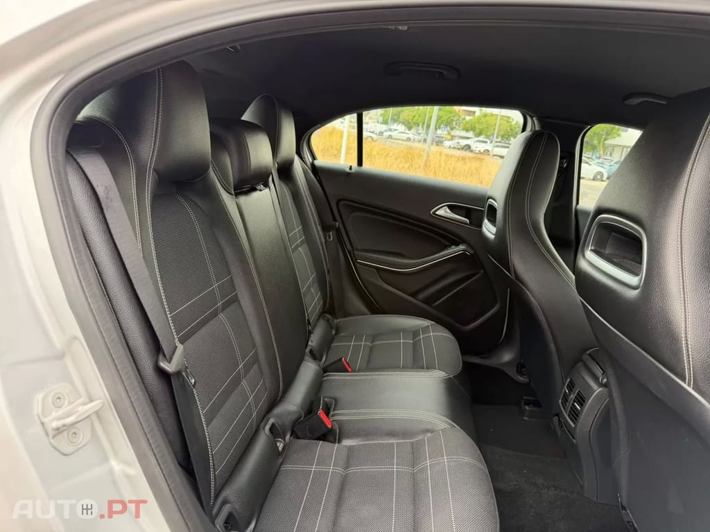 Mercedes-Benz A 180 d 7G-DCT Urban