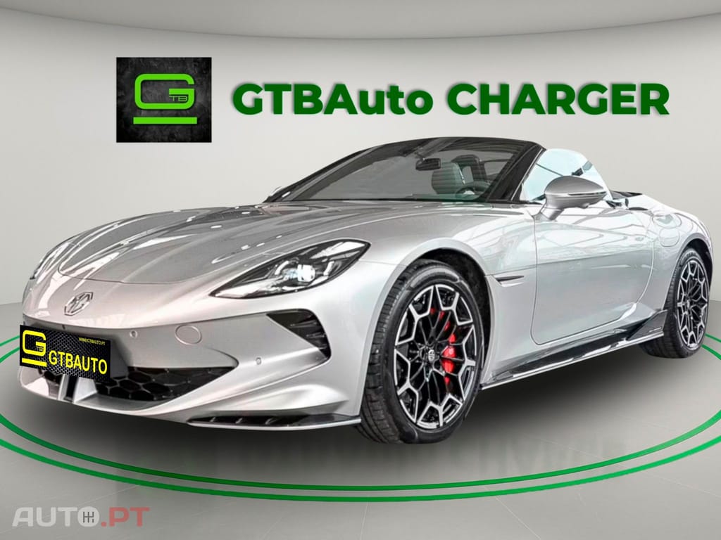 MG Cyberster E-Roadster 