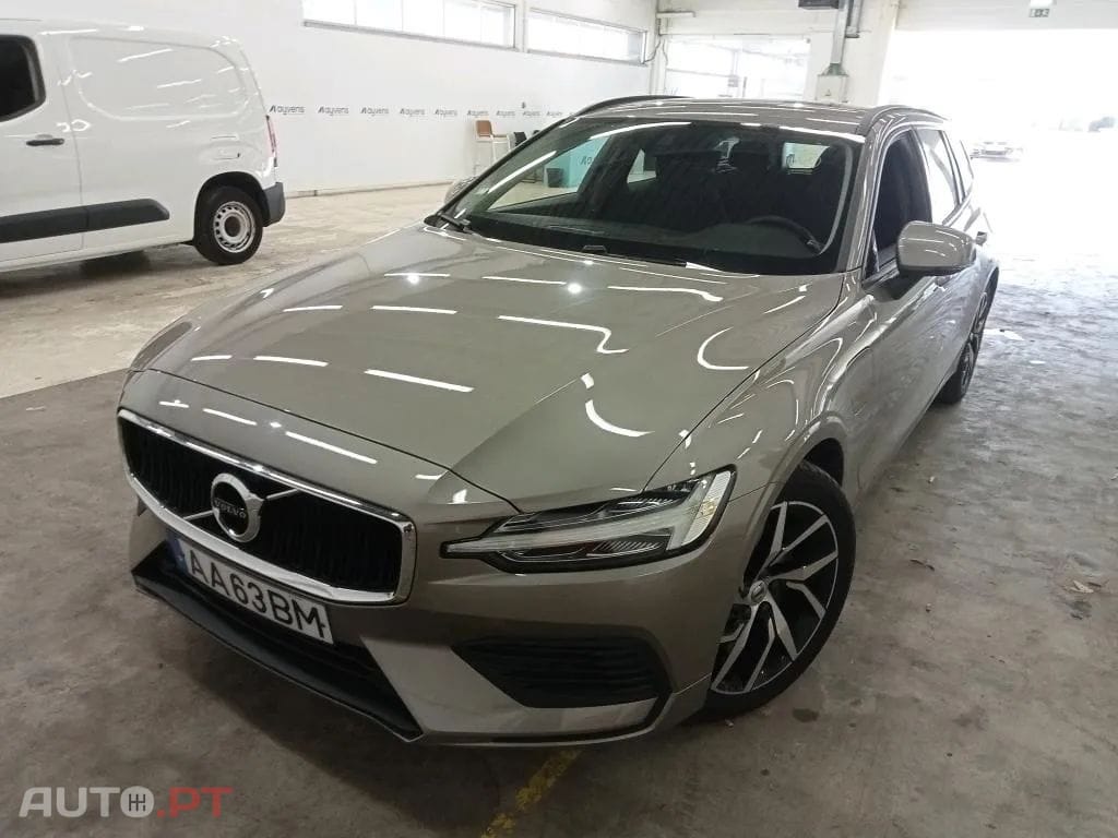Volvo V60 2.0 T8 AWD TE Momentum