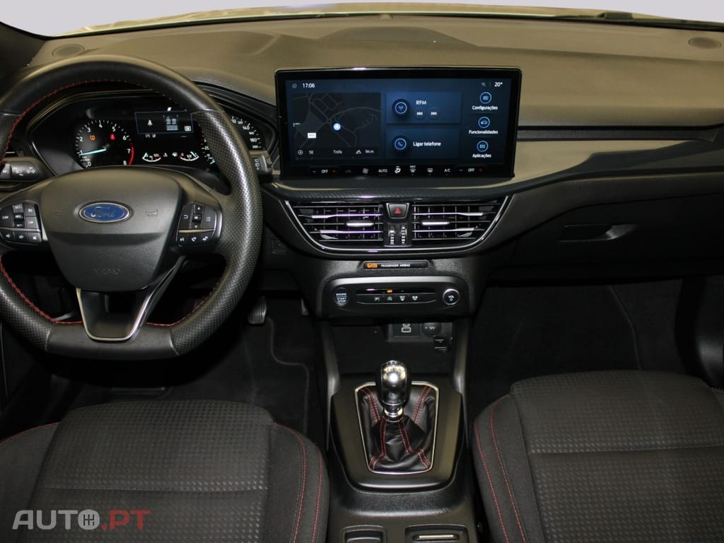 Ford Focus 1.0 ECOBOOST MHEV ST-LINE I.V.A DEDUTÍVEL 