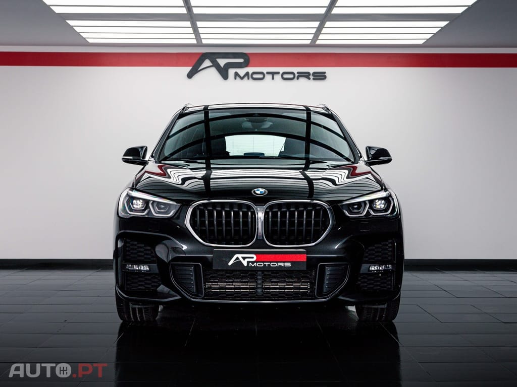 BMW X1 25 e xDrive Pack M