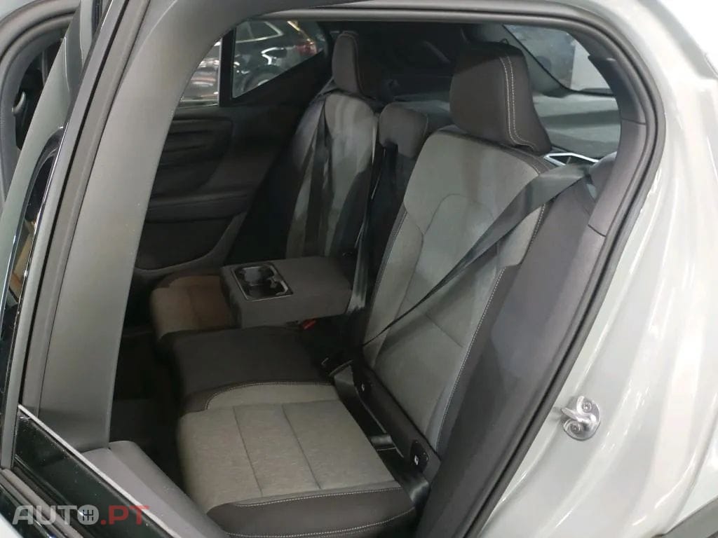 Volvo XC40 1.5 T4 PHEV Plus Dark