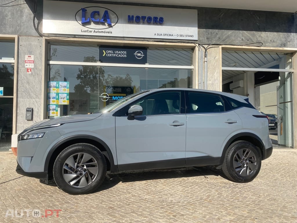 Nissan Qashqai 1.3 DIG-T Premiere Edition
