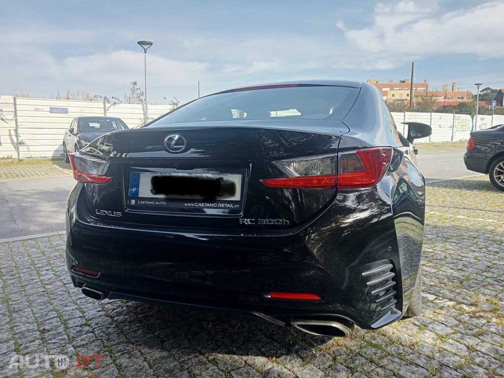 Lexus RC 300h