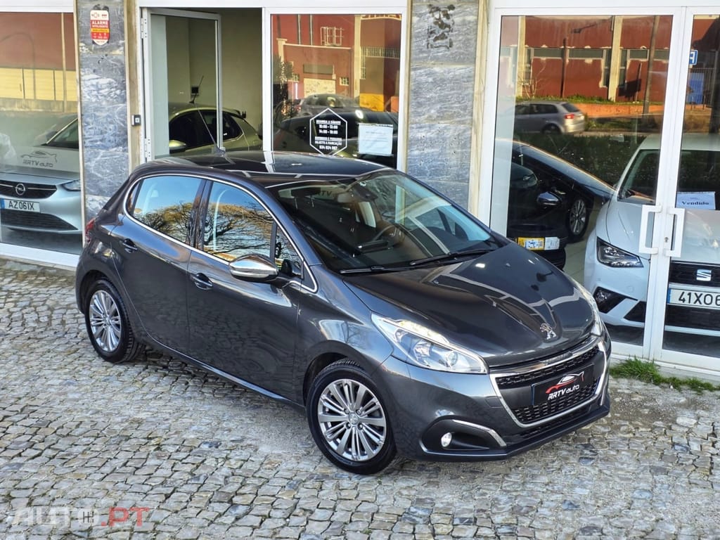Peugeot 208 1.2 PureTech Allure EAT6