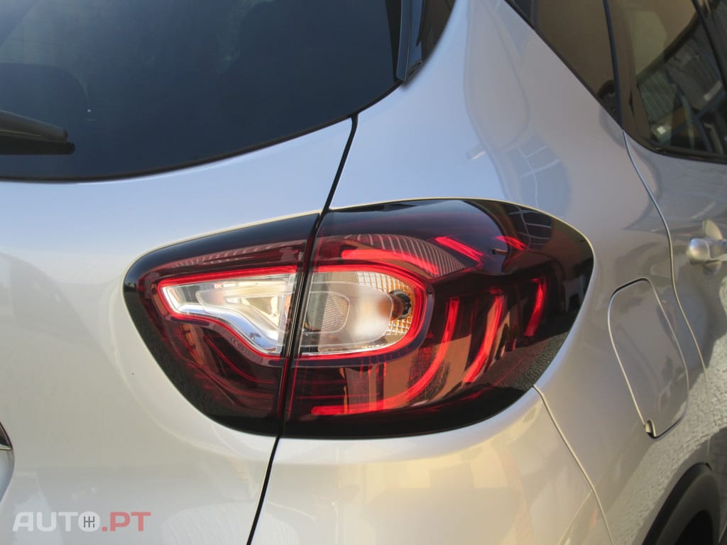 Renault Captur 0.9 TCE EXCLUSIVE
