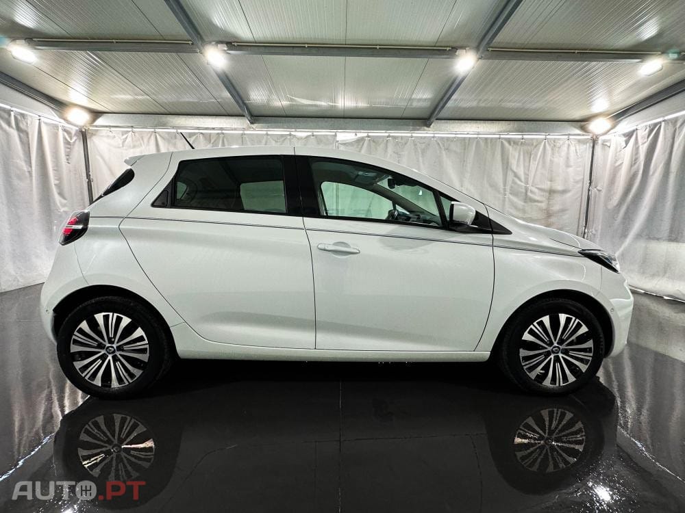 Renault Zoe Outro