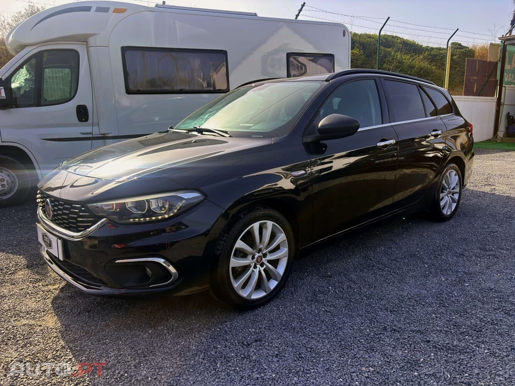 Fiat Tipo 1.6 M-Jet Lounge JLL17