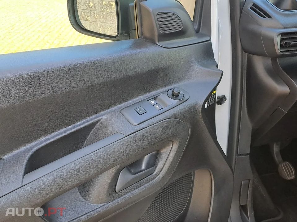 Peugeot Partner L2 1.5BlueHDI 100CV