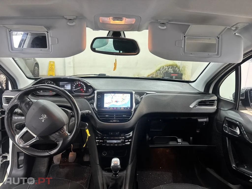 Peugeot 208 1.2 PureTech Allure