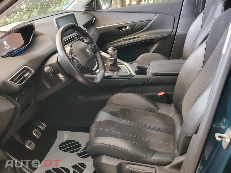 Peugeot 5008 CROSSWAY 130 CV START & STOP GRIP CONTROL