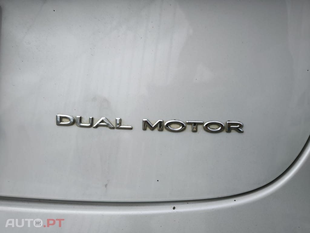 Tesla Model 3 Long Range AWD Dual Motor Performance