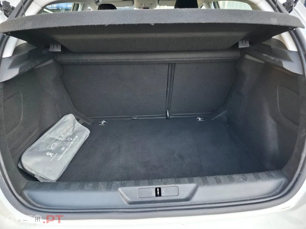 Peugeot 308 1.5 BlueHDi Style