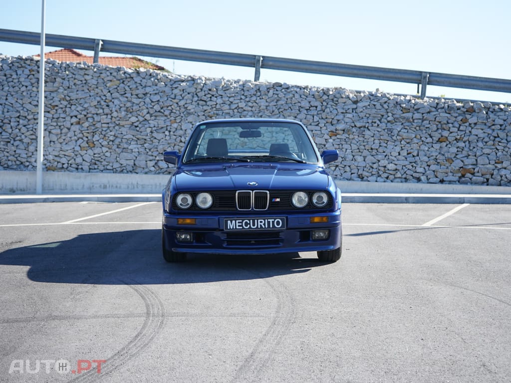 BMW 320 iS