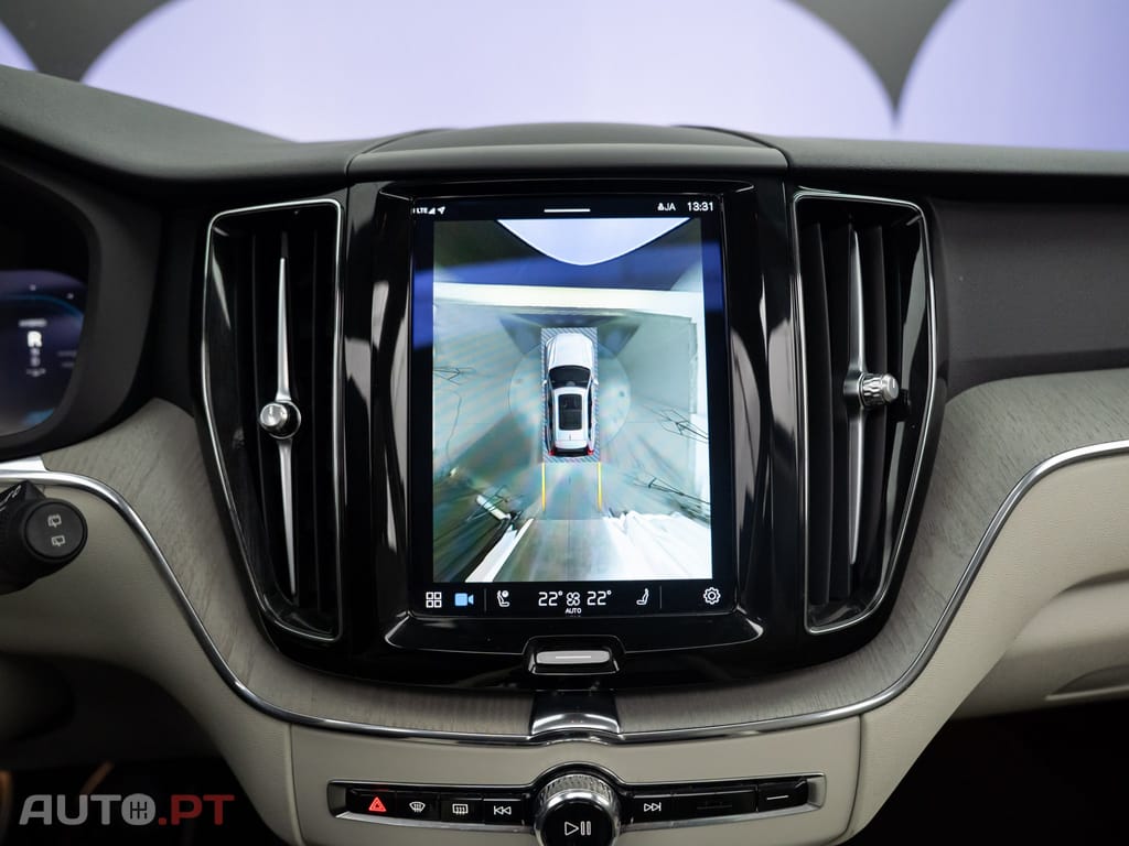 Volvo XC60 2.0 T6 PHEV Plus Bright AWD