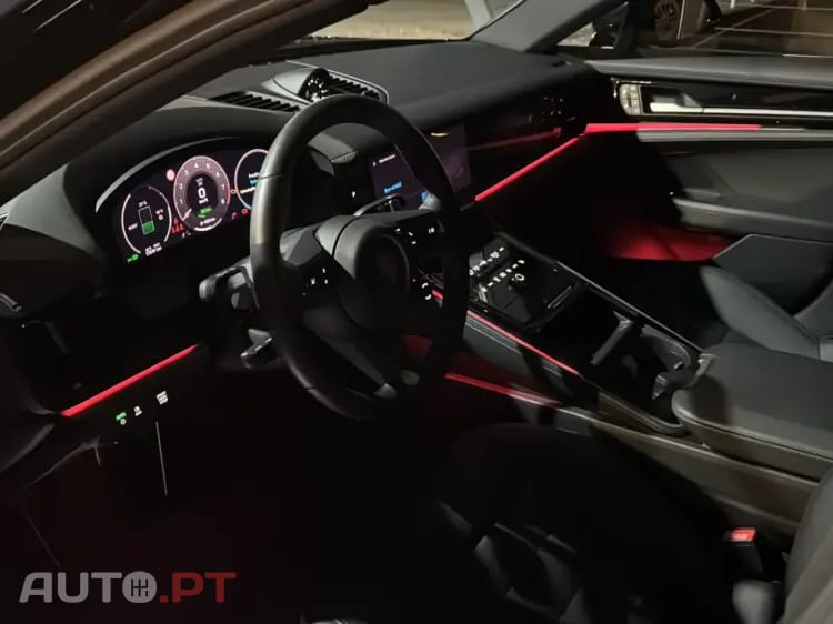 Porsche Panamera 4 E-Hybrid