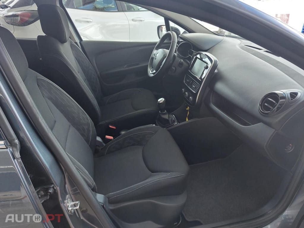 Renault Clio Sport Tourer 0.9 TCE Limited